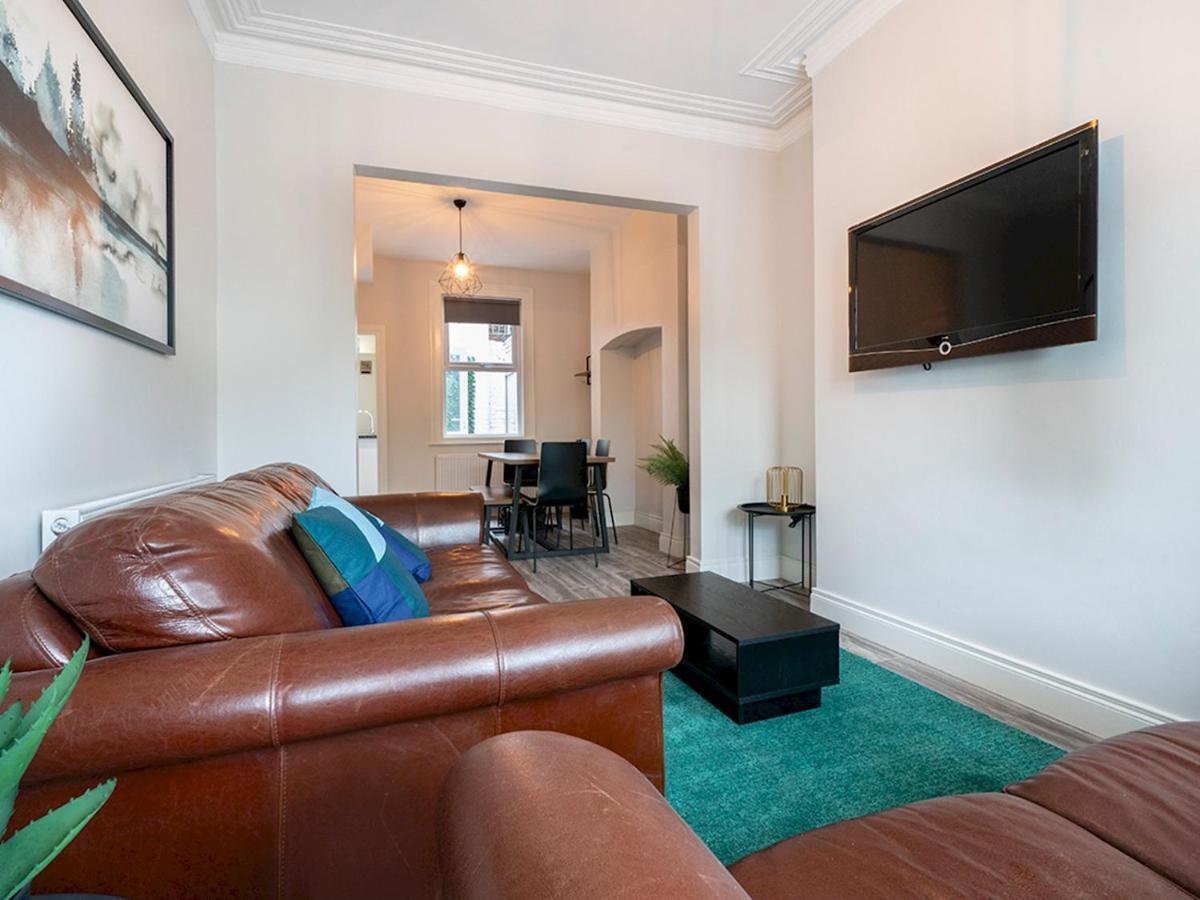 Pass The Keys Beautiful 4Br Restored Red Brick Cafes And Park Belfast Extérieur photo