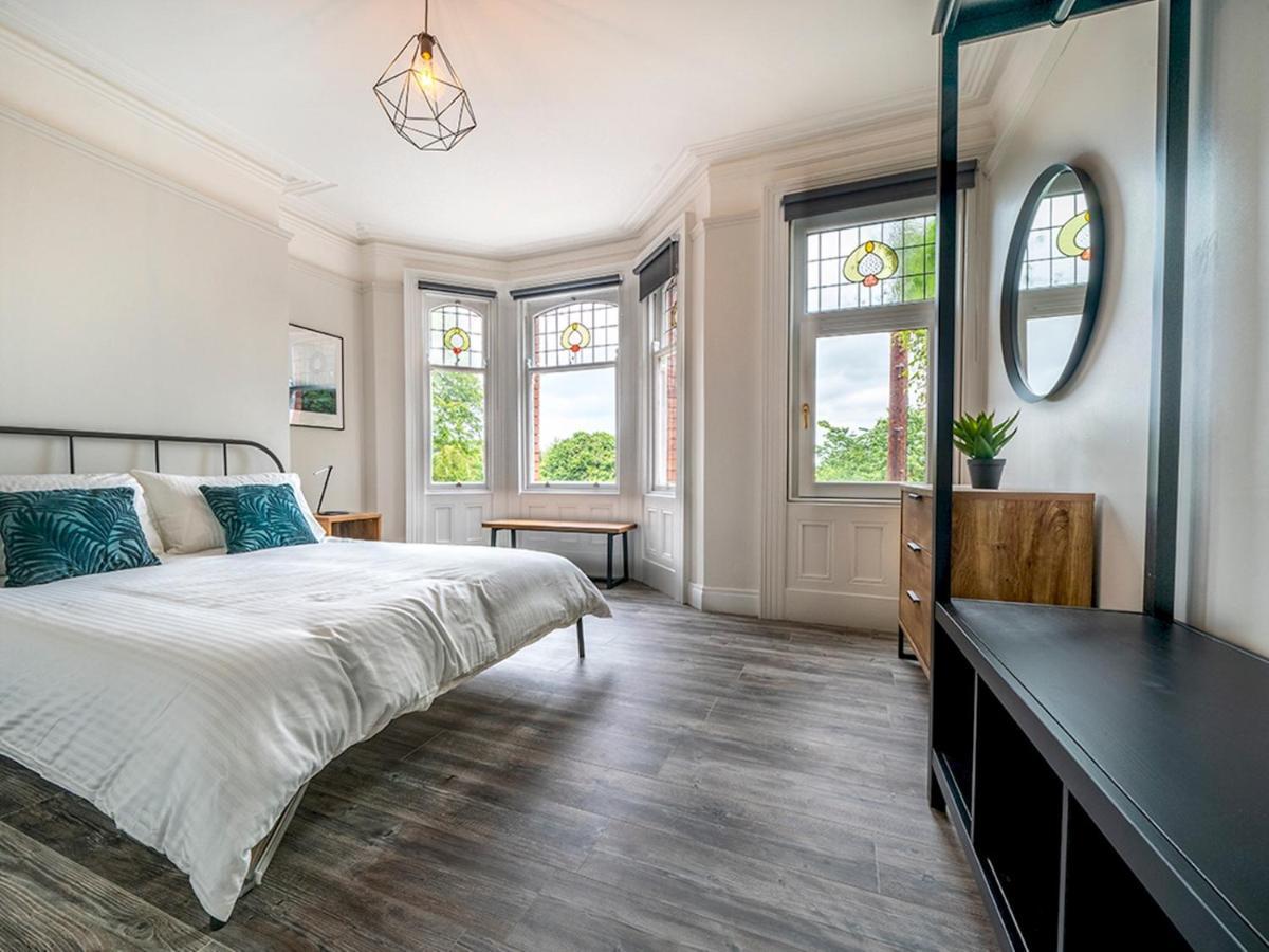 Pass The Keys Beautiful 4Br Restored Red Brick Cafes And Park Belfast Extérieur photo