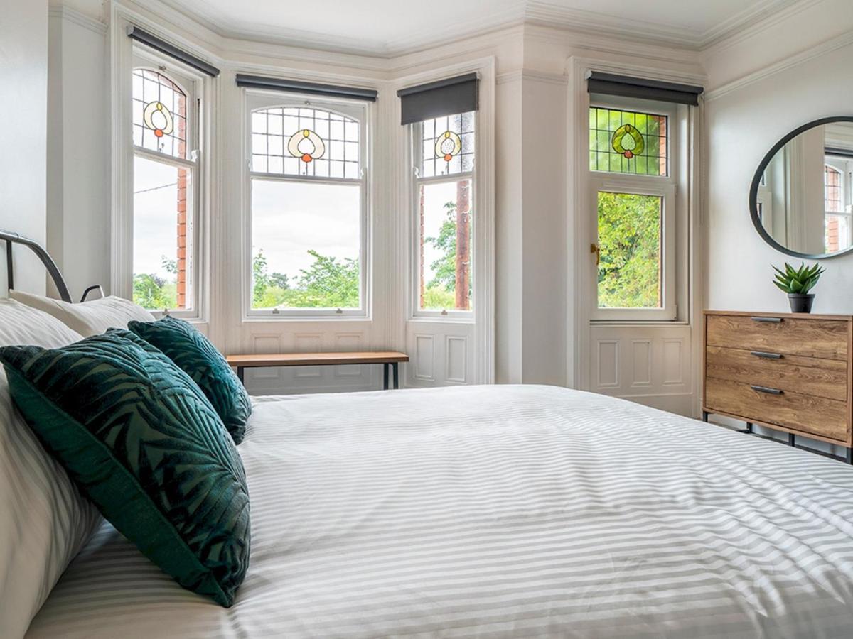 Pass The Keys Beautiful 4Br Restored Red Brick Cafes And Park Belfast Extérieur photo